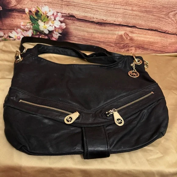 Michael Kors Jamesport Black Leather Hobo Shoulder Bag Large MK Purse - Picture 3 of 11